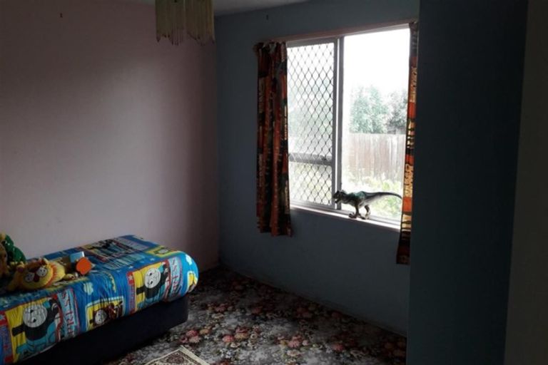 Photo of property in 2/3 Fir Tree Lane, Aranui, Christchurch, 8061