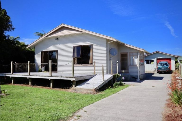 Photo of property in 126 Waverley Street, Karamea, 7893
