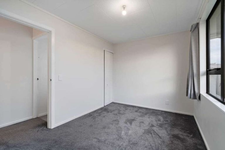 Photo of property in 24 Fergusson Street, Marton, 4710