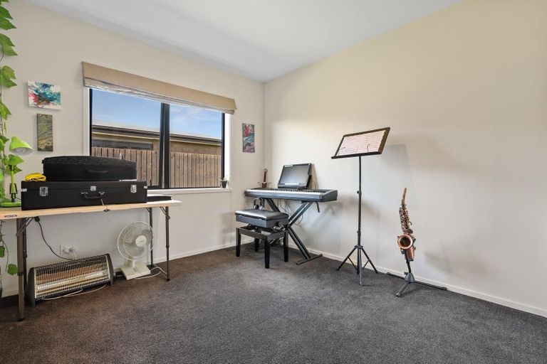 Photo of property in 56 Shadbolt Lane, Rolleston, 7614