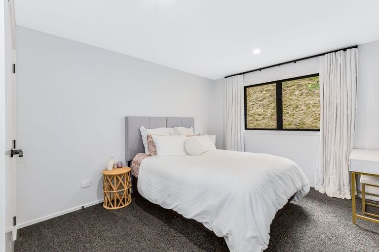 Photo of property in 23 Banks Boulevard, Whitby, Porirua, 5024