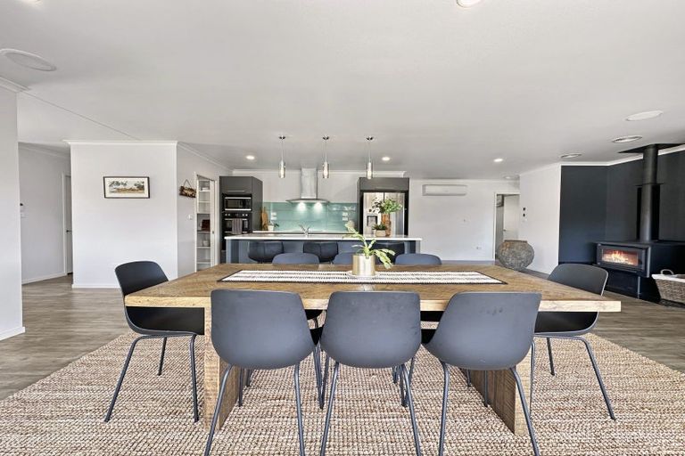 Photo of property in 12 Lacebark Drive, Kinloch, Taupo, 3377