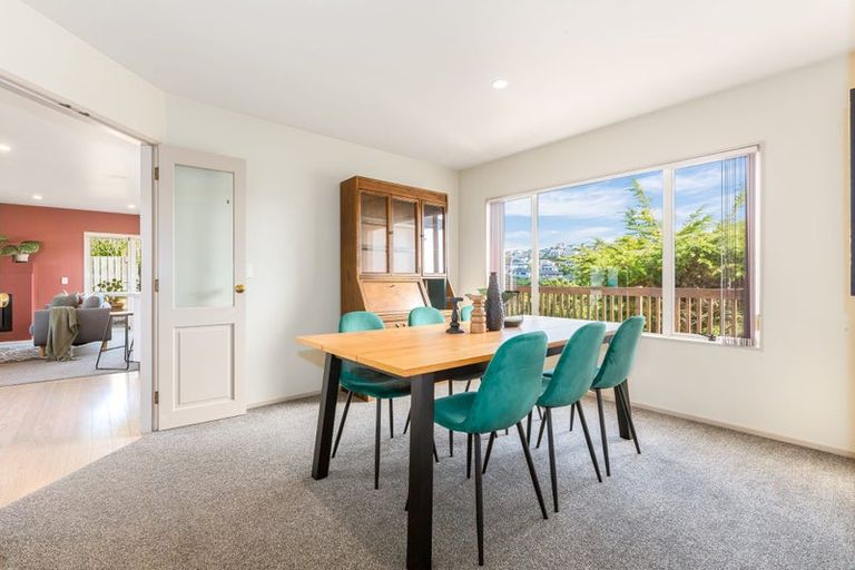 Photo of property in 12 Tombane Terrace, Papakowhai, Porirua, 5024