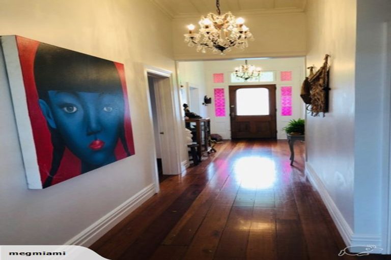 Photo of property in 23 Kowhai Street, Helensville, 0800