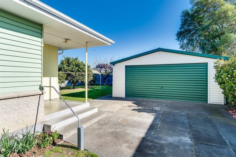 Photo of property in 27 Rochester Street, Tamatea, Napier, 4112