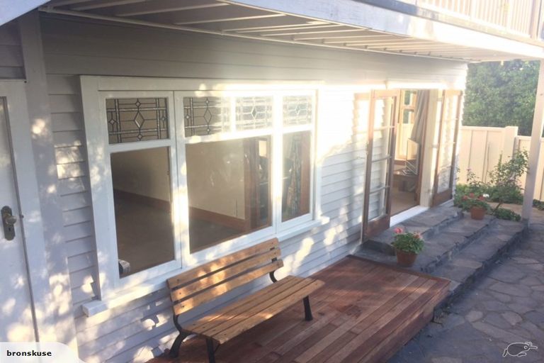 Photo of property in 113 Hackthorne Road, Cashmere, Christchurch, 8022