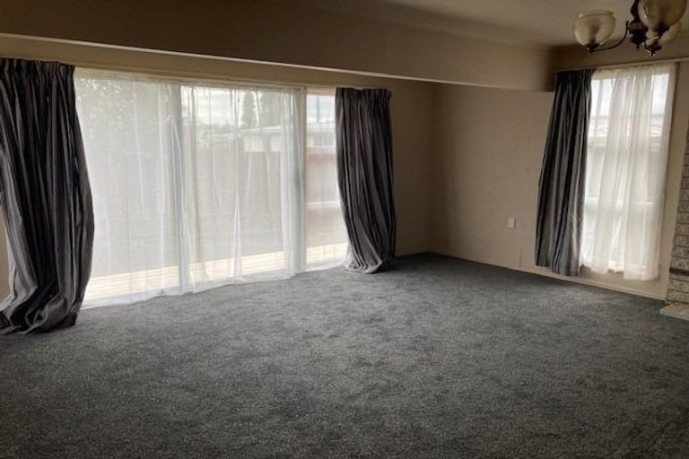 Photo of property in 20 Cricket Place, Melville, Hamilton, 3206