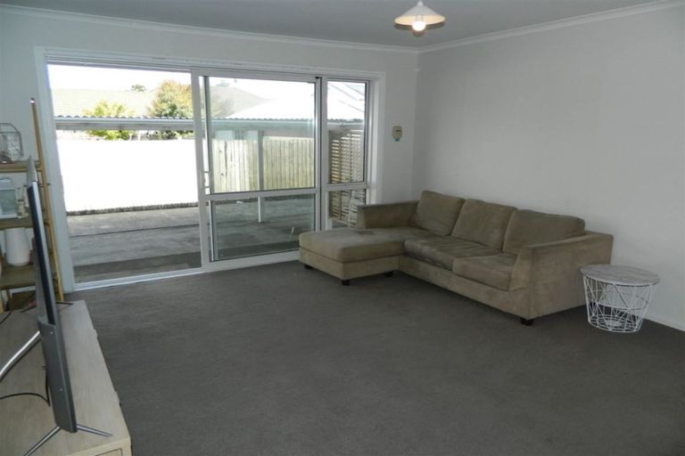 Photo of property in 4/394 Hereford Street, Linwood, Christchurch, 8011