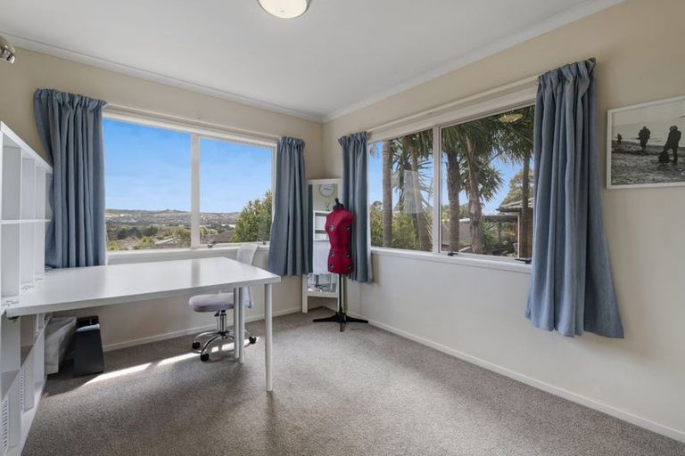 Photo of property in 4 Totara Views Drive, Red Beach, 0932
