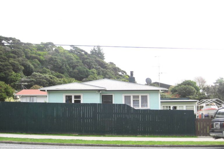 Photo of property in 63 Ruahine Street, Paraparaumu, 5032