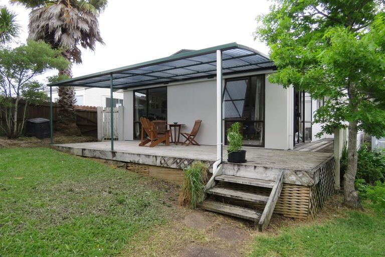 Photo of property in 82 Parrs Cross Road, Henderson, Auckland, 0612