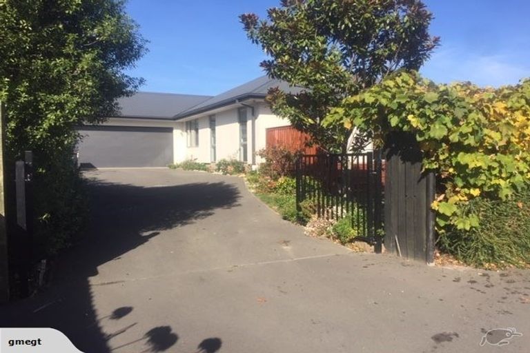 Photo of property in 27 Clarendon Terrace, Woolston, Christchurch, 8023