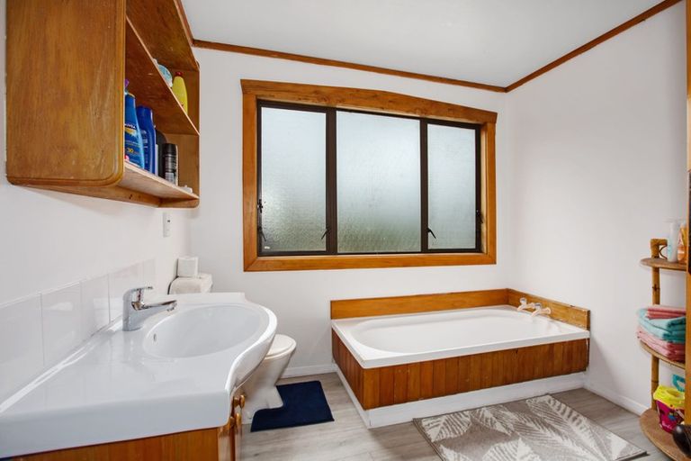 Photo of property in 3 Whitford Brown Avenue, Papakowhai, Porirua, 5024