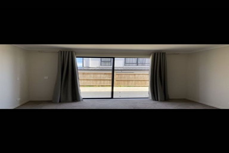 Photo of property in 12 Te Aramanu Crescent, Papakura, 2110