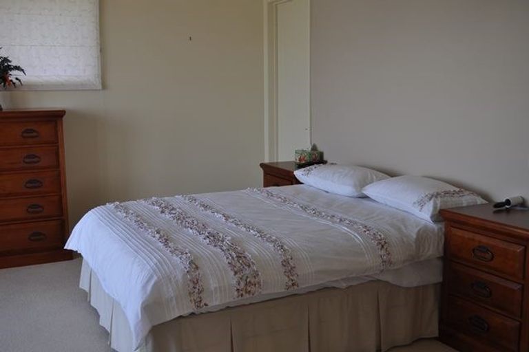 Photo of property in 78 Beauvoir Avenue, Matakatia, Whangaparaoa, 0930