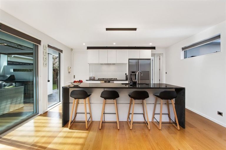 Photo of property in 19a Kahu Road, Fendalton, Christchurch, 8041