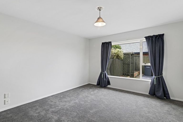 Photo of property in 4/15 Sylvan Street, Hillmorton, Christchurch, 8024