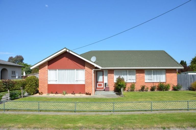 Photo of property in 93 Shearman Street, Waimate, 7924