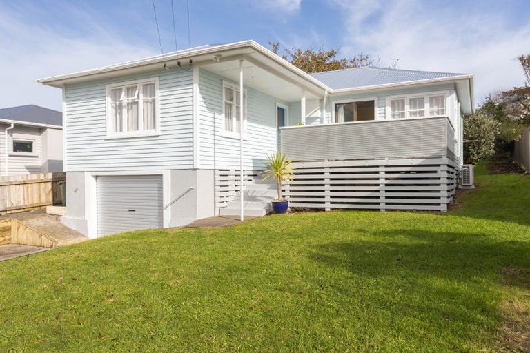 Photo of property in 57 Mould Street, Waitara, 4320