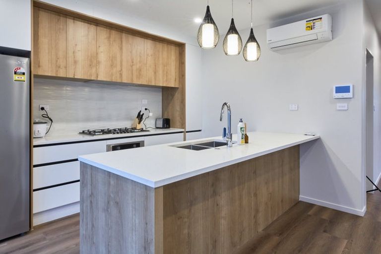 Photo of property in 36d Eastern Beach Road, Bucklands Beach, Auckland, 2012