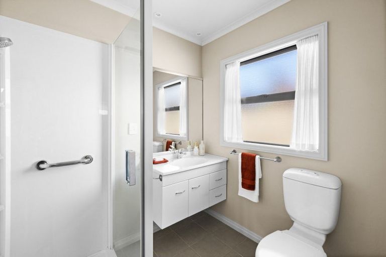 Photo of property in 12 Merlot Drive, Greenmeadows, Napier, 4112