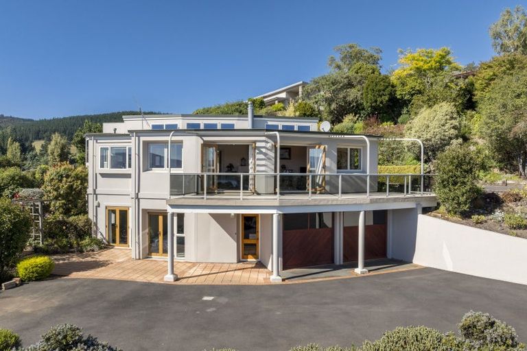 Photo of property in 19 Sandown Street, Waihola, Milton, 9073