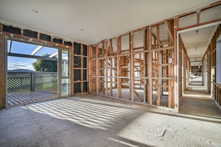 Photo of property in 357 Swamp Road, Fernhill, Napier, 4183