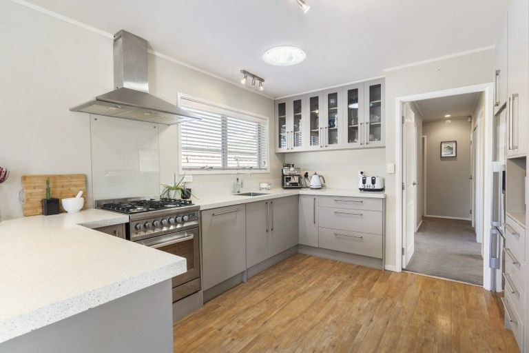 Photo of property in 1/15 Vivian Wilson Drive, Eastern Beach, Auckland, 2012