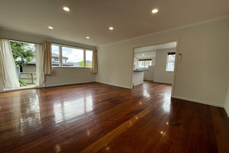 Photo of property in 38 Waipani Road, Te Atatu Peninsula, Auckland, 0610