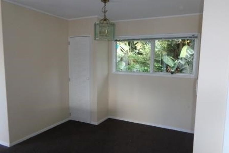 Photo of property in 17 Hassan Drive, Massey, Auckland, 0614