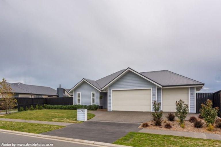 Photo of property in 19 Kingsdowne Drive, West Melton, 7618