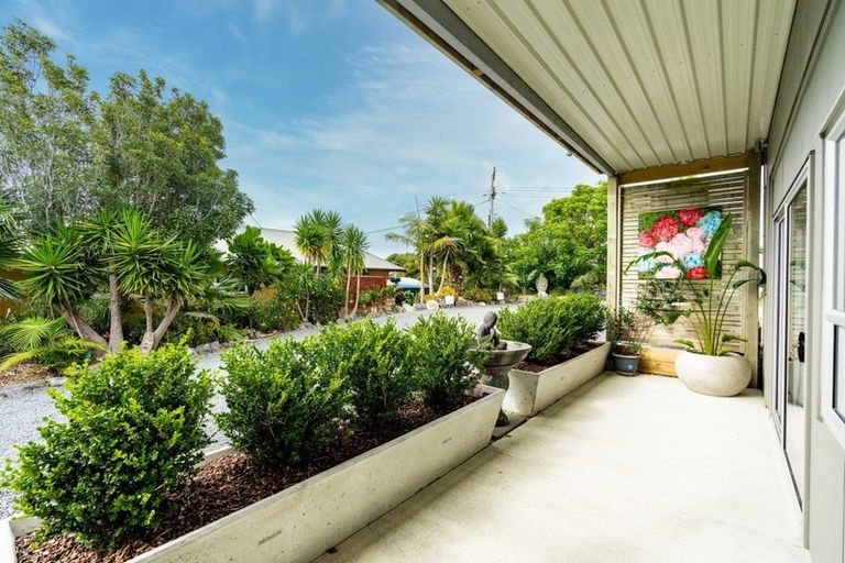 Photo of property in 21 Moir Point Road, Mangawhai Heads, Mangawhai, 0505