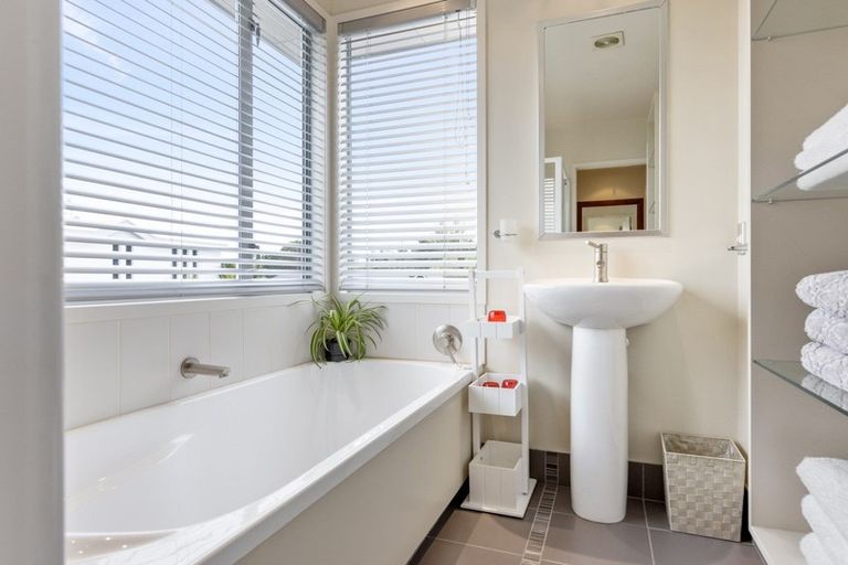 Photo of property in 88 Rochfort Road, Havelock North, 4130