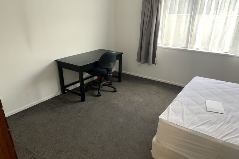 Photo of property in 12 Forth Street, North Dunedin, Dunedin, 9016