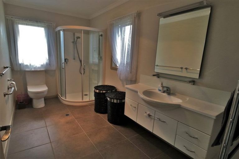 Photo of property in 121d Waimate North Road, Kerikeri, 0293