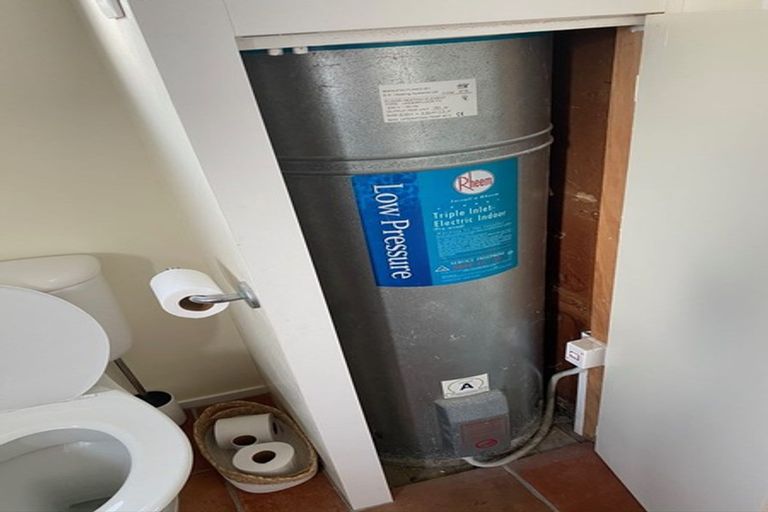 Photo of property in 65 Shaw Road, Waihi Beach, 3611