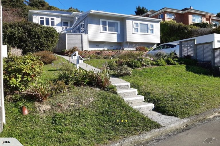 Photo of property in 5 The Drive, Tawa, Wellington, 5028