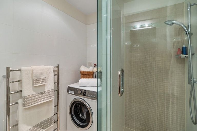 Photo of property in 7 Little Compton Mews, Snells Beach, 0920