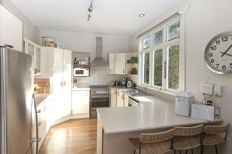 Photo of property in 61 Hawthorne Street, Strowan, Christchurch, 8052