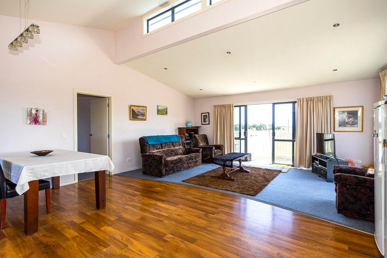 Photo of property in 10 Ellis Road, Normanby, Timaru, 7971