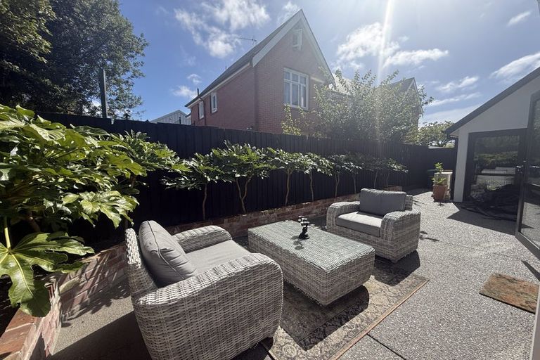 Photo of property in 5/140 Office Road, Merivale, Christchurch, 8014