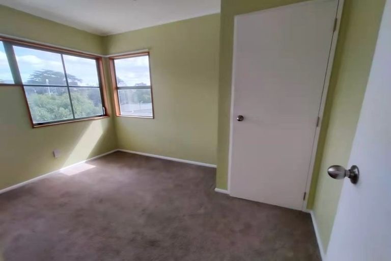 Photo of property in 2/39 Gibraltar Street, Howick, Auckland, 2014