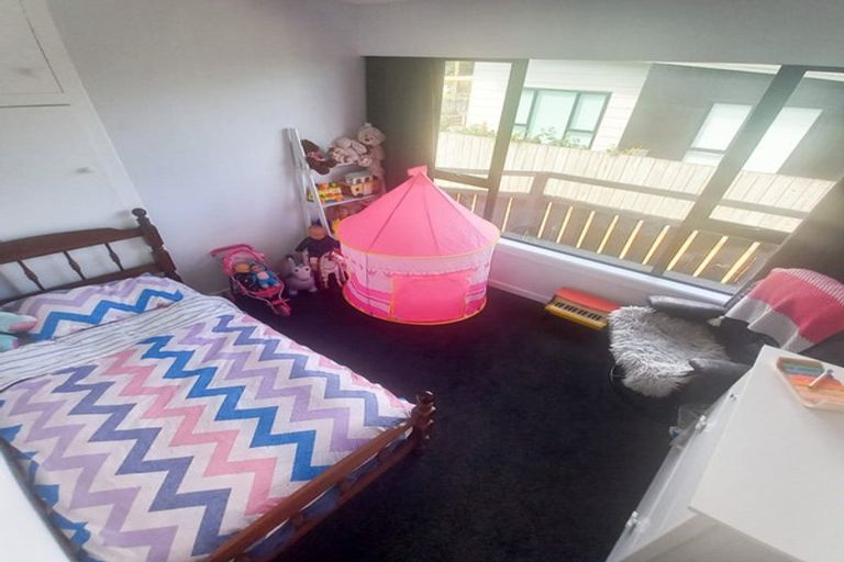 Photo of property in 61 Half Mile Road, Tuatapere, 9620