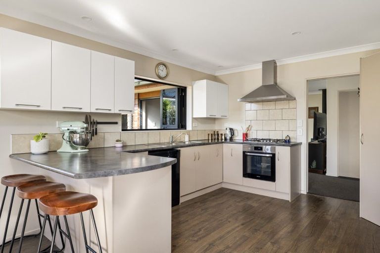 Photo of property in 57 Oteki Park Drive, Welcome Bay, Tauranga, 3112