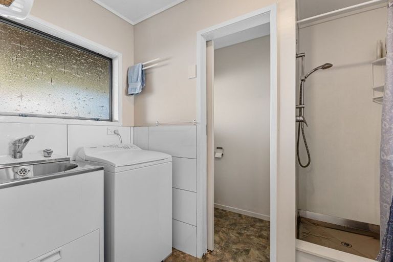 Photo of property in 32 Aoturoa Avenue, Rotoiti Forest, Rotorua, 3074