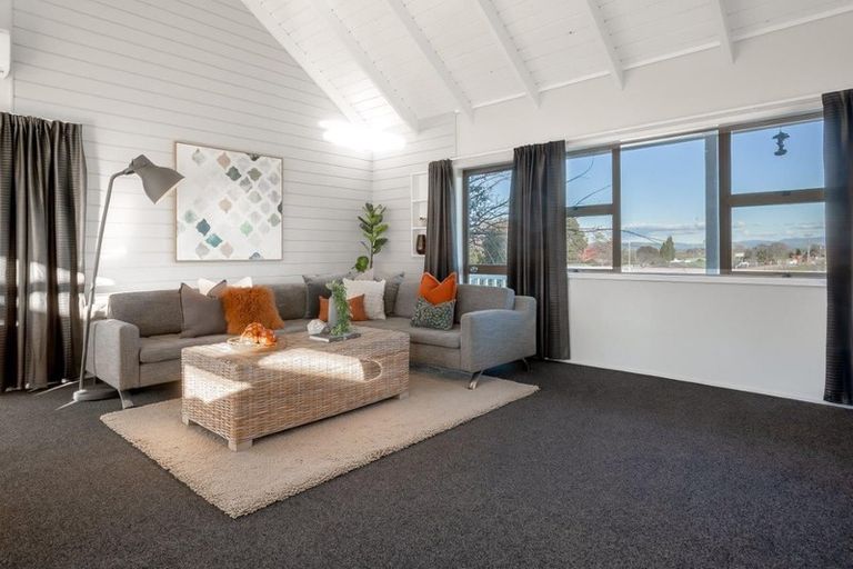 Photo of property in 1/108 Lyon Street, Kihikihi, Te Awamutu, 3800