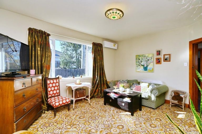 Photo of property in 113 Hawford Road, Opawa, Christchurch, 8023