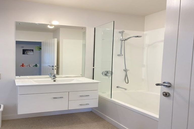 Photo of property in 47a Percy Dyett Drive, Karori, Wellington, 6012