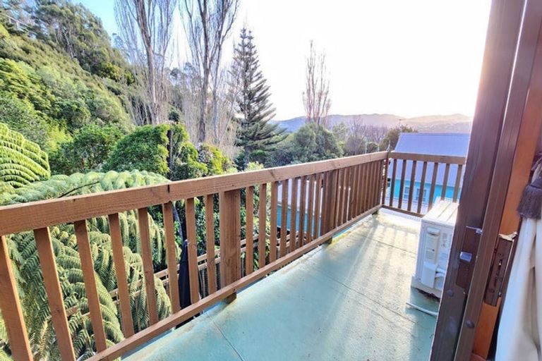 Photo of property in 1/8 Swainson Street, Naenae, Lower Hutt, 5011
