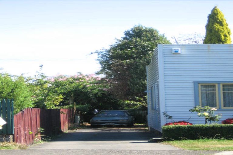 Photo of property in 28 Wilford Street, Wallaceville, Upper Hutt, 5018